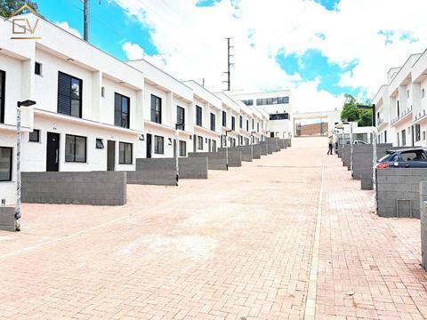 Casa para locação na Granja Viana com 2 suítes, 82 m², Semi mobiliado, Condomio Vila Moura
