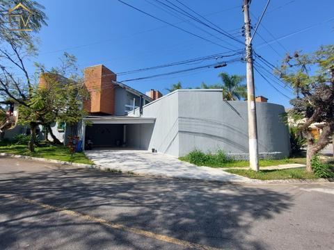 Casa à venda na Granja Viana, com 4 suítes, com 493 m², São Paulo II