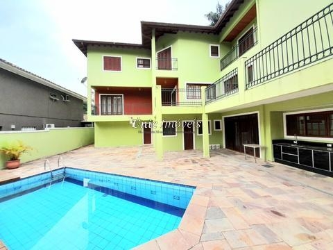 Casa à venda e para locação na Granja Viana, Condomínio São Paulo II com 4 suítes, 475 m²