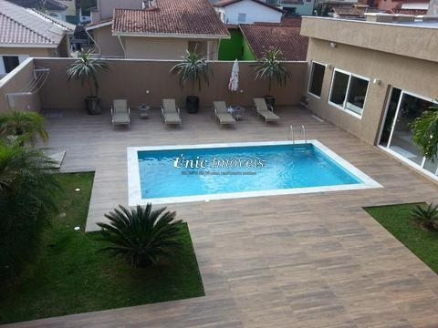 Casa à venda com 430,00 m², 4 dormitórios. São Paulo II, Granja Viana, Cotia