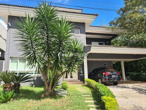 Casa à venda em Cotia, Granja Viana, com 4 suítes, com 450 m², São Paulo II