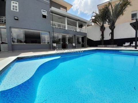 Casa à na Granja Viana, com 4 suítes, com 357 m², São Paulo II. Estuda permuta!