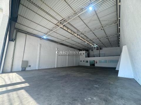 Galpão para venda e locação com 525 m², próximo ao novo Shopping Central Park