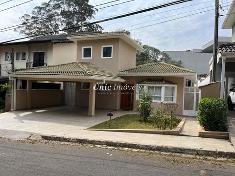 Casa térrea à venda no Condomínio São Paulo II, Granja Viana, com 4 quartos (2 suítes), com 170 m²