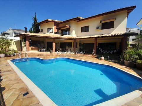  Casa à venda com 418,00 m², 5 dormitórios (3 suítes), 3 vagas. São Paulo II, Granja Viana.