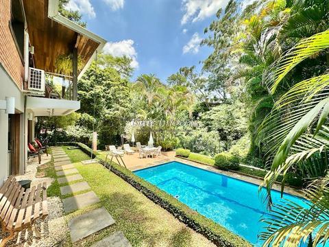 Casa à venda em Cotia, Granja Viana, com 4 quartos, com 426 m², São Paulo II