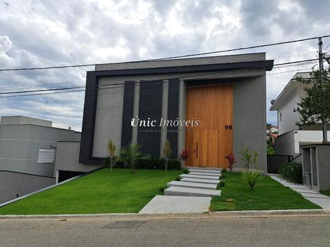 Casa com 627 m², 4 suítes, 16 vagas. São Paulo II, Granja Viana 