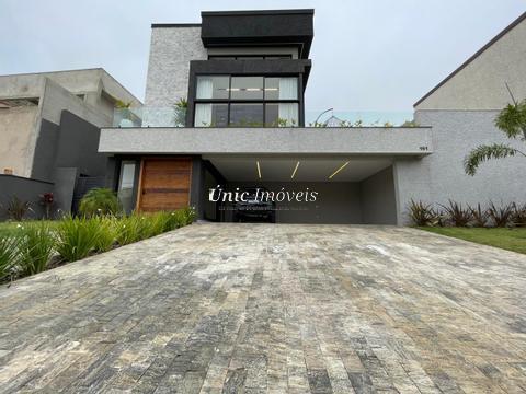 Casa à venda em Jandira, Jardim do Golf I, com 4 suítes, com 405 m², Reserva Santa Maria