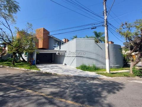 Casa à venda na Granja Viana, com 4 suítes, com 493 m², São Paulo II