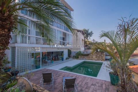 Casa à venda e para alugar na Granja Viana, com 5 suítes, 300 m², Condomíno São Paulo II