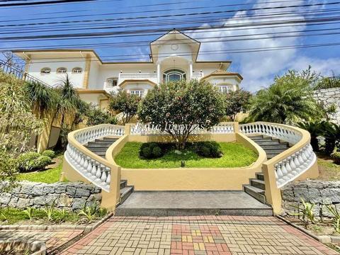 Casa à venda no Condomínio São Paulo II, Granja Viana, com 4 suítes,  986.54 m²